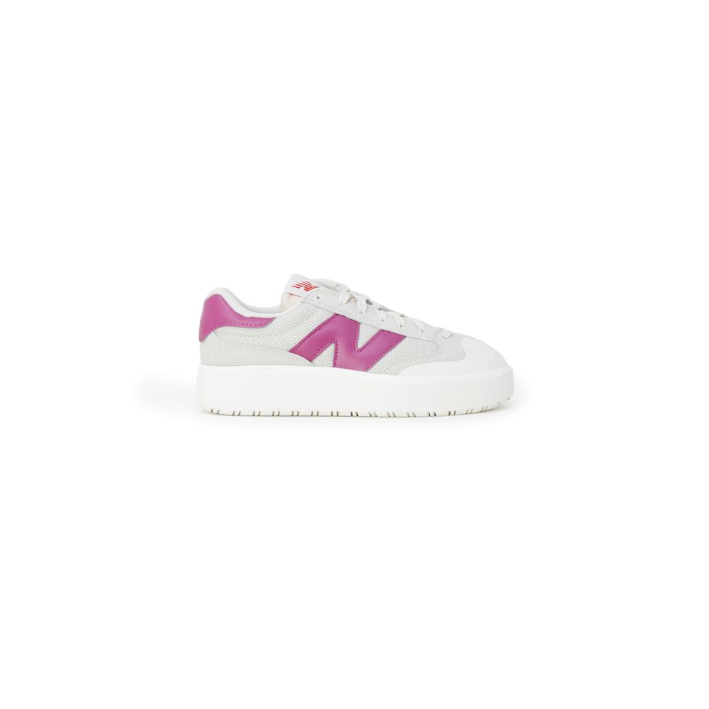 New Balance Pink Leather Sneaker